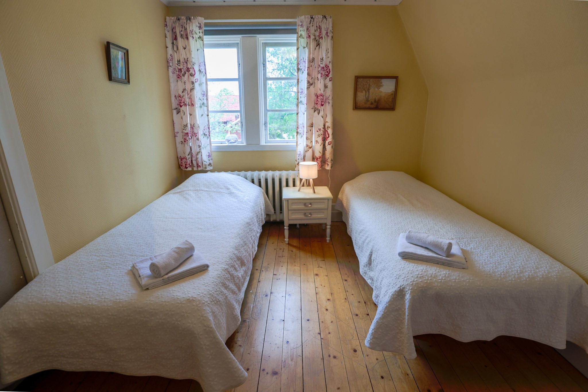 Room 2