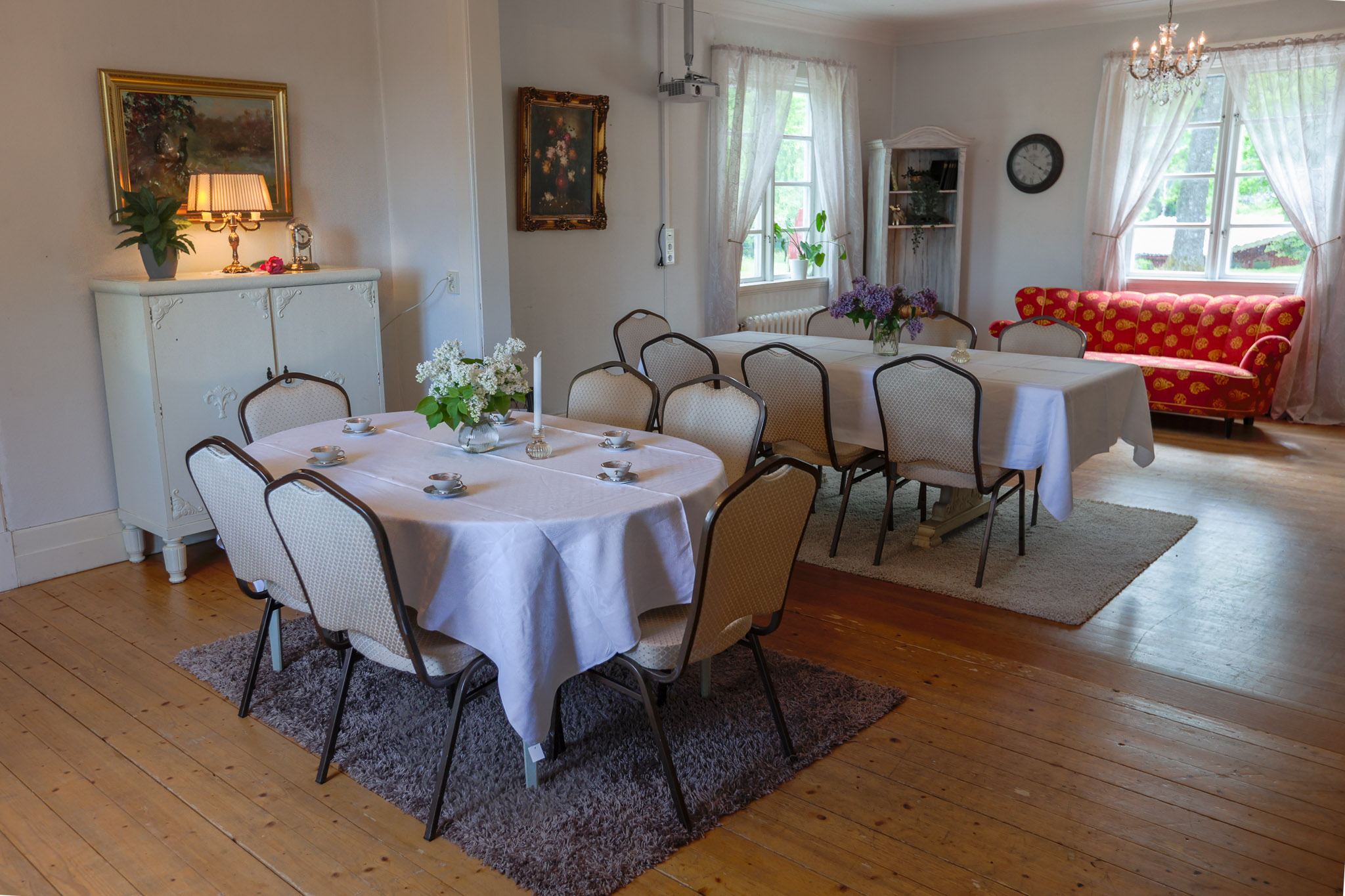 Dining hall setup